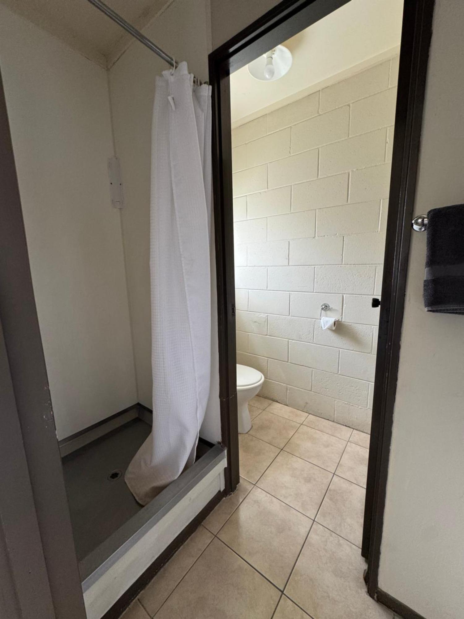 Fountain Court Motel タウランガ エクステリア 写真